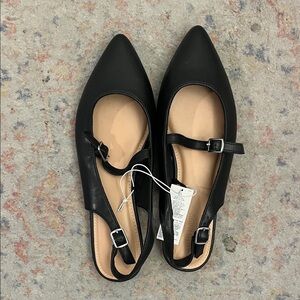 Elegant Old Navy Black Mary Jane Flats
